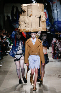 Charles Jeffrey Loverboy FALL 2018 MENSWEAR London LFW коллекция Charles Jeffrey Loverboy FALL 2018 MENSWEAR осень 2018 мужская неделя моды в Лондоне Mainstyles